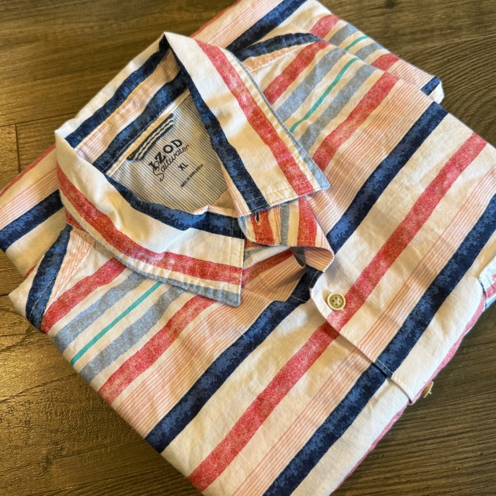 IZOD Saltwater Mens XL Short Sleeve Button Down Shirt Striped Blue Red Cotton